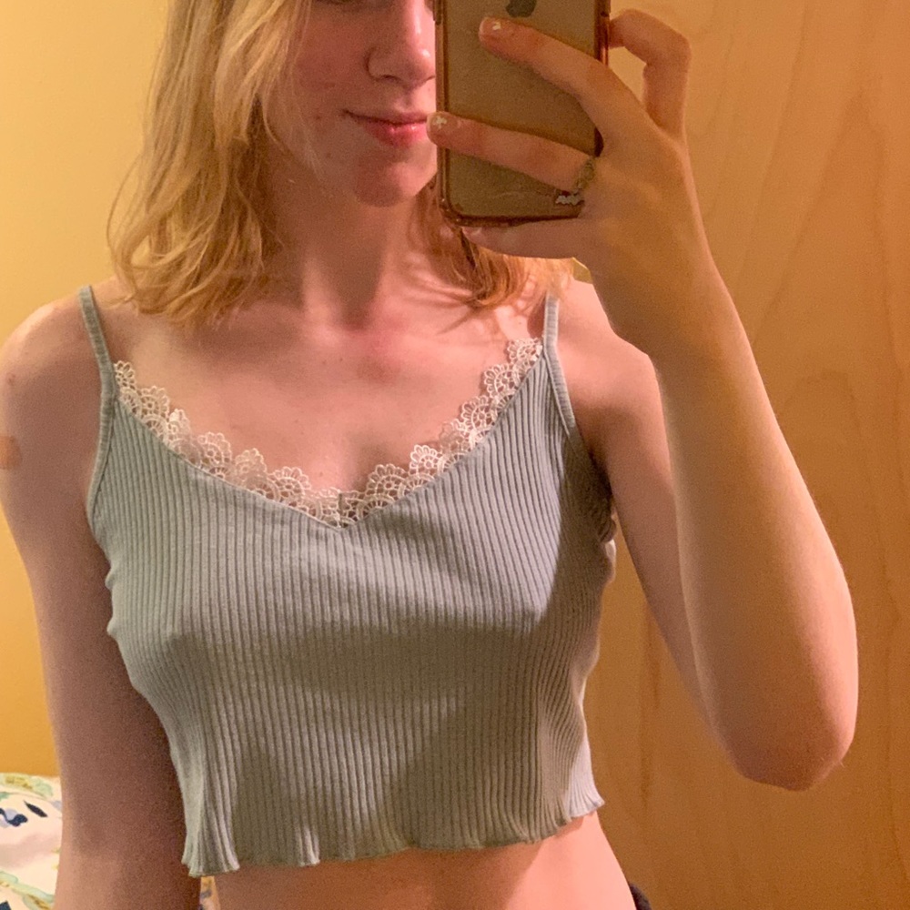 lacey blue croppes tank